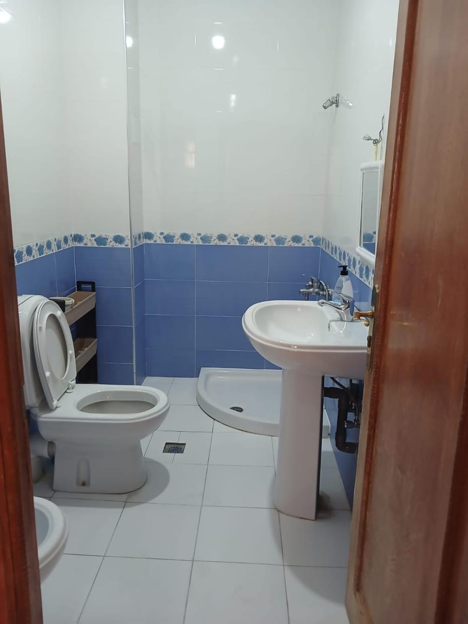 Etage indépendant prés de la mer et TGV Apartment in Tangier
