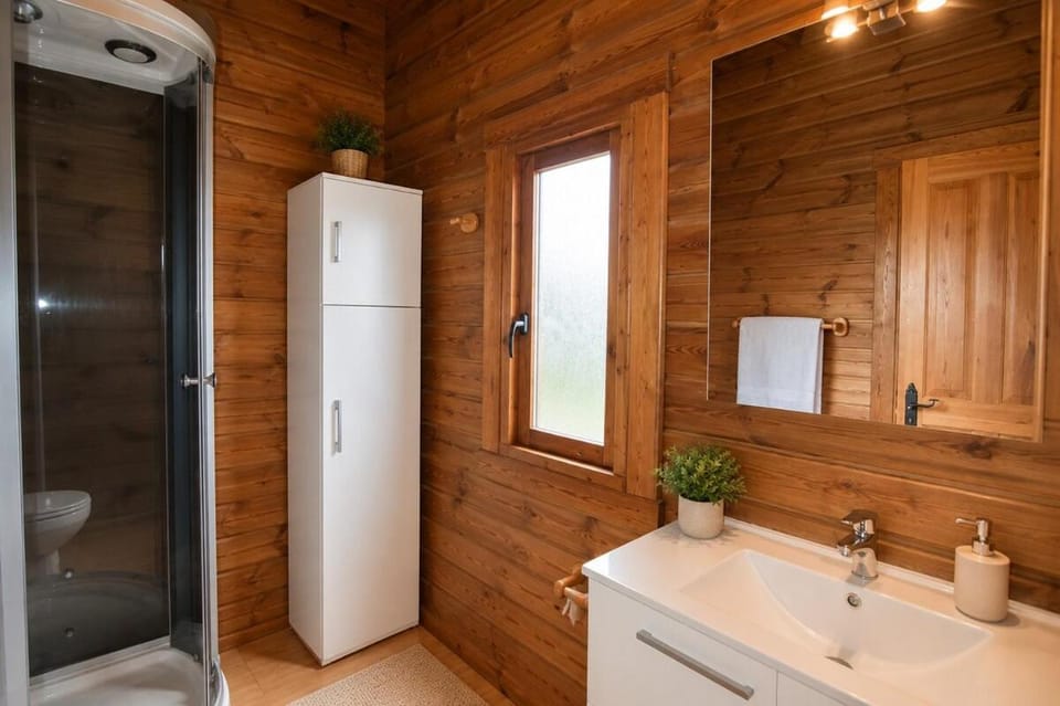 Cabaña Las Jirafas de Cabárceno House in Cantabria