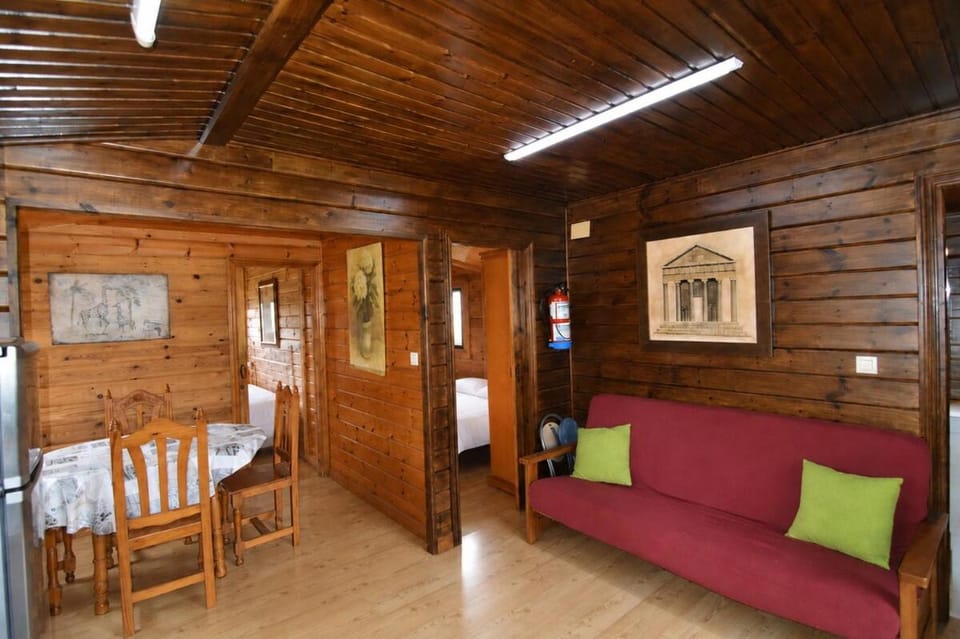 Cabaña Las Jirafas de Cabárceno House in Cantabria
