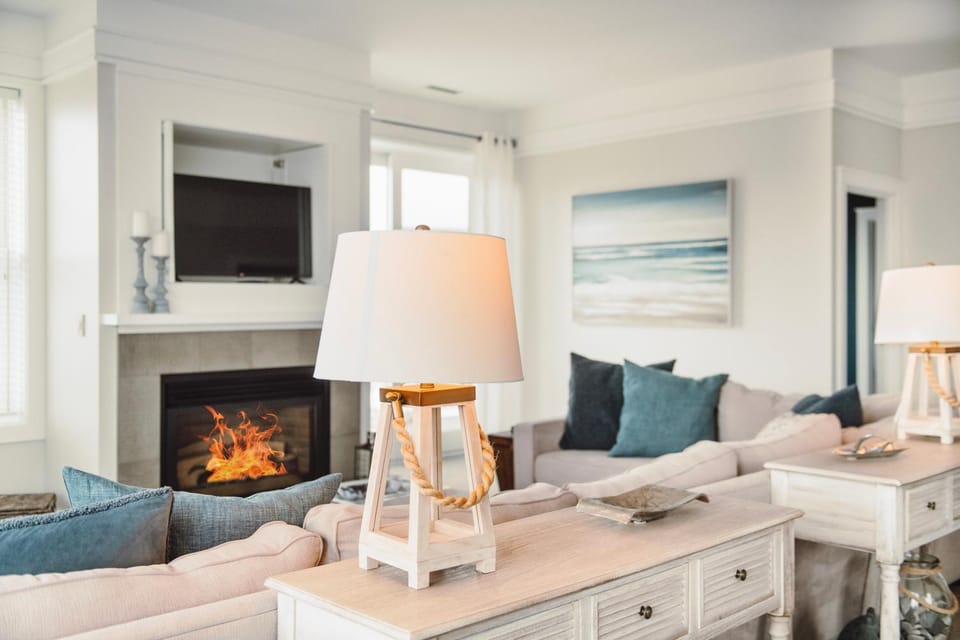 Experience comfort in Bay Harbor at Nautical Dream 220, a spacious 3-bedroom condo. Apartment in Bay Harbor