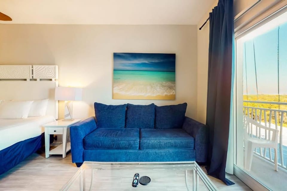 Gulf view getaway with an outdoor pool hot tub central AC House in Miramar Beach