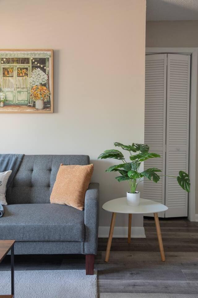 Charming 2BR Getaway Prime Birmingham Location Apartment in Homewood