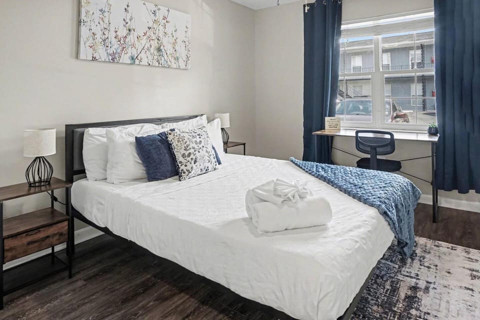 Walk to UAB & Hospitals Free Parking + Fast WiFi - Apartment Apartment in Vestavia Hills