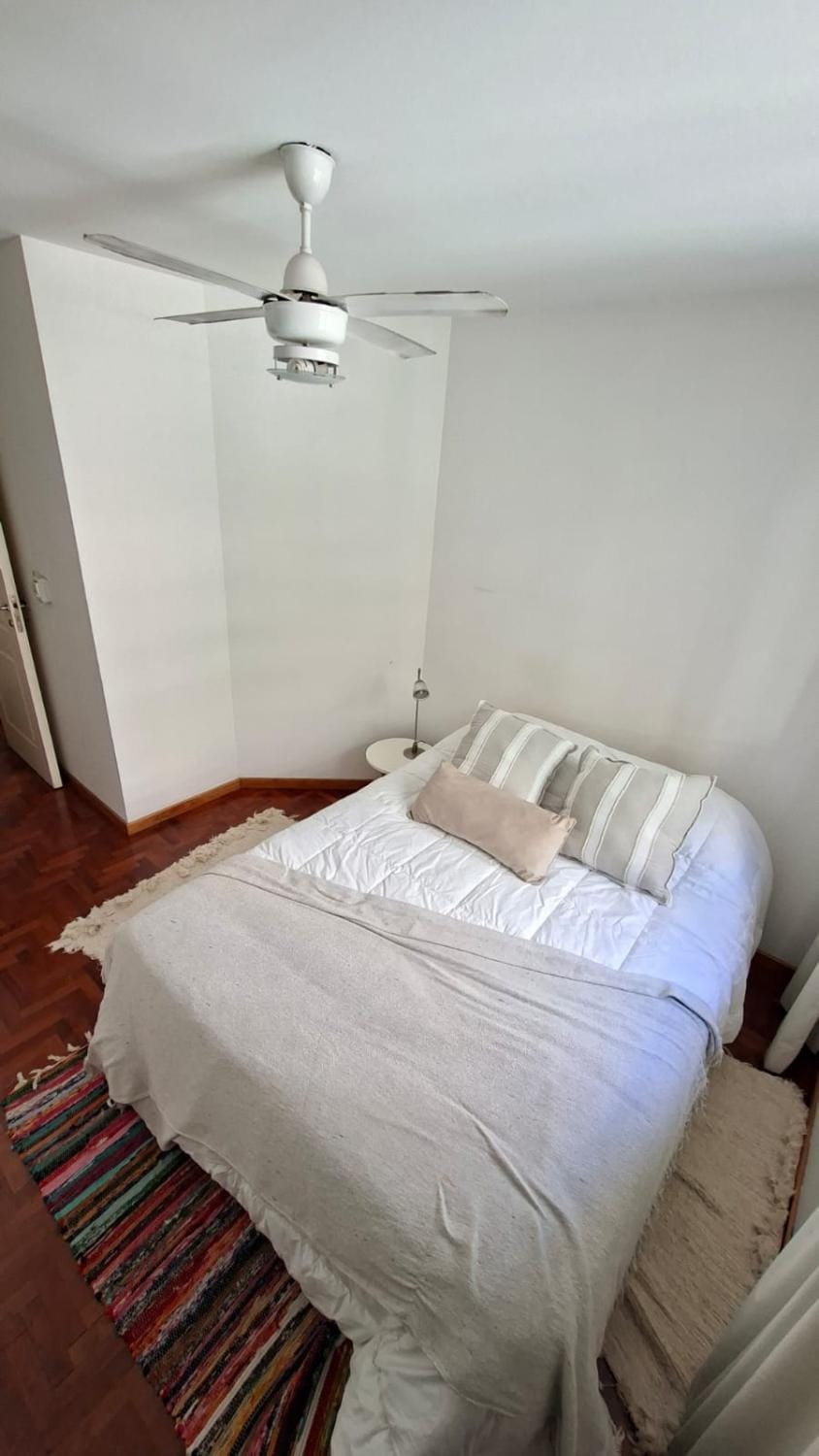 Metros de la terminal, top ubicacion, wifi rapido, cochera en frente Apartment in Cordoba