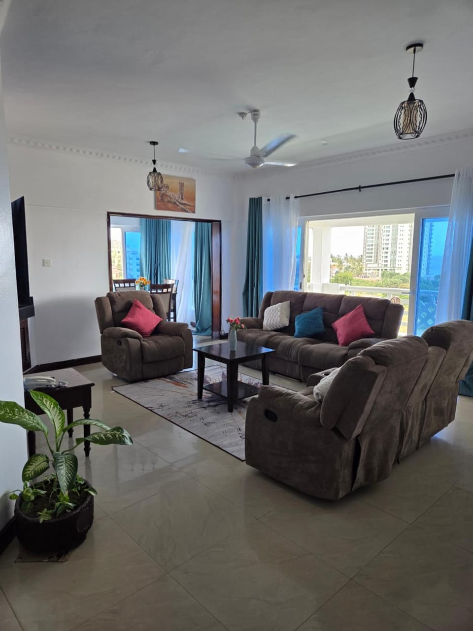 The Azure Pearl Luxury Suite, Nyali Seafront Apartment in Mombasa County
