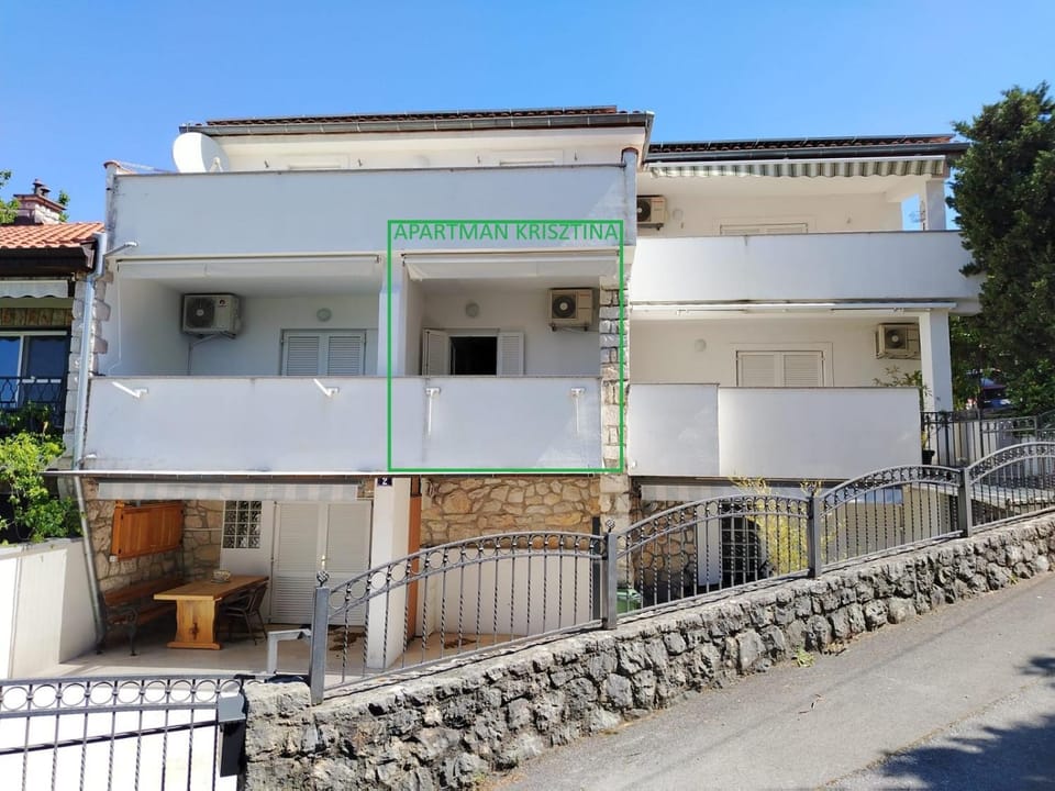 Apartman Krisztina Apartment in Crikvenica