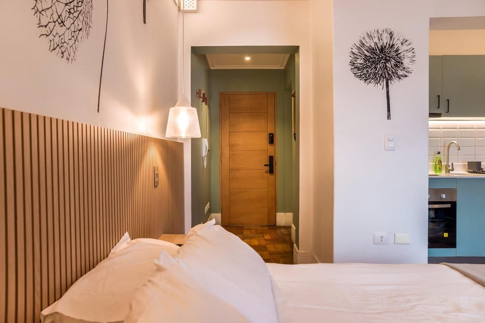 Bright & Modern Studio Prime Providencia Location Apartment in Providencia