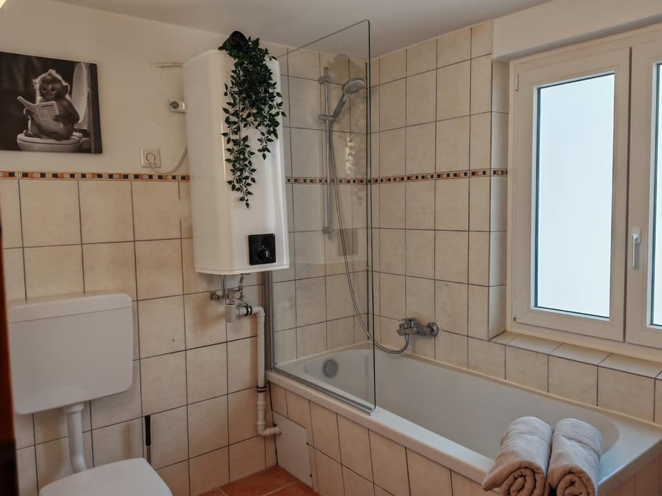 Bathroom, Bath
