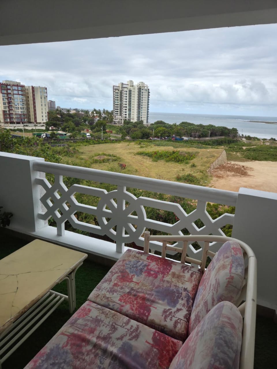 Nyali Breeze Seafront Sanctuary, Mombasa Nyali - 0797FourEightSixFiveZeroSix Apartment in Mombasa County