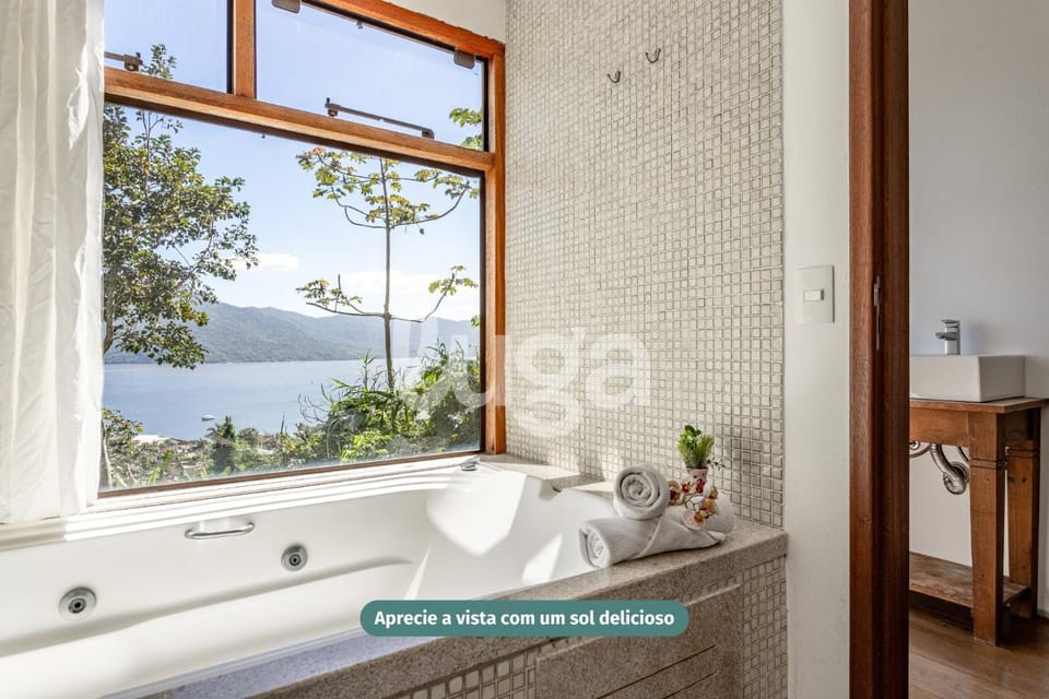 PLACE: Cozy House at Praia Mole House in Florianopolis