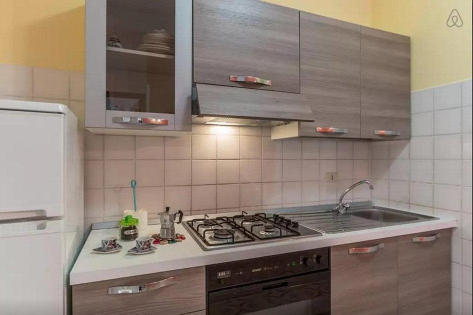 Kitchen or kitchenette, pet friendly