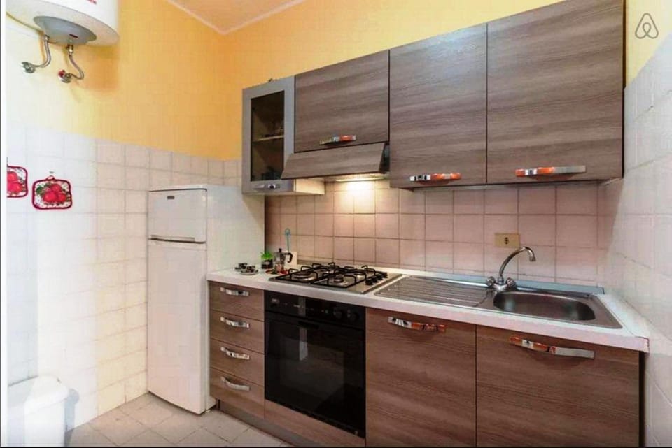 Kitchen or kitchenette, pet friendly