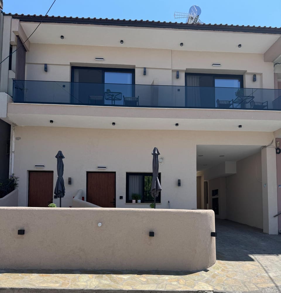 Property building, Day