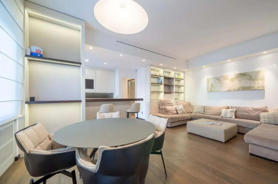 Appartamento con 2 camere da letto vicino al Duomo, Milano Apartment in Milan