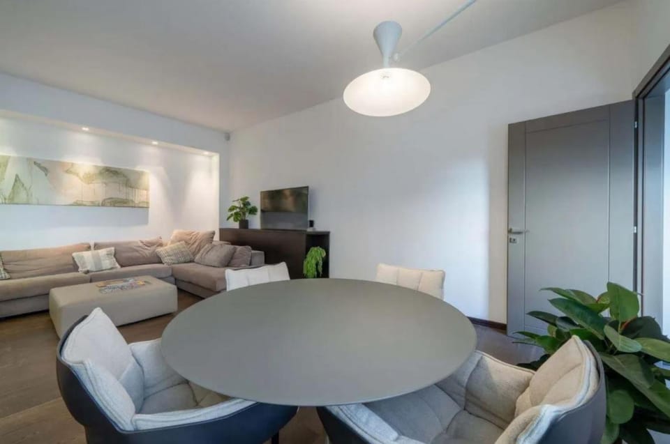 Appartamento con 2 camere da letto vicino al Duomo, Milano Apartment in Milan