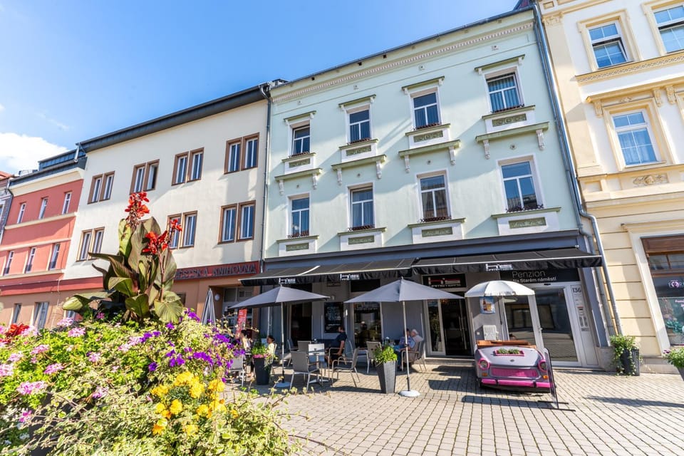 Property building, Neighbourhood, Street view, Location