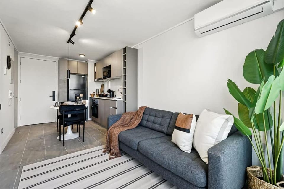 1D1B con Calefaccion y a 15 minutos de Barrio Italia recepcion 24-7 Apartment in Providencia