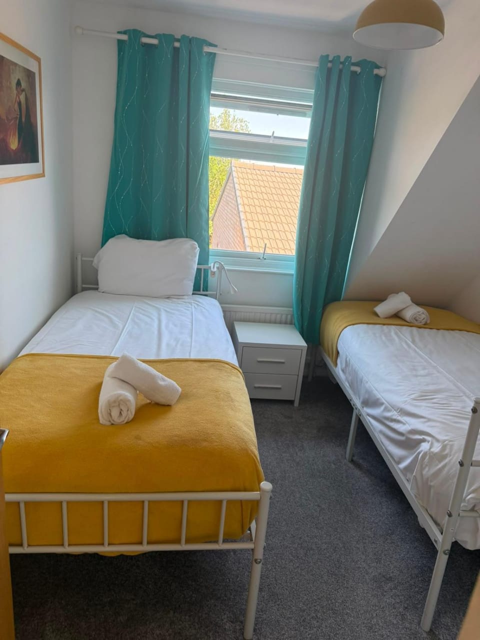 Near Cambridge 3-4 Bedroom perfect for Large group and contractors House in Cambridge