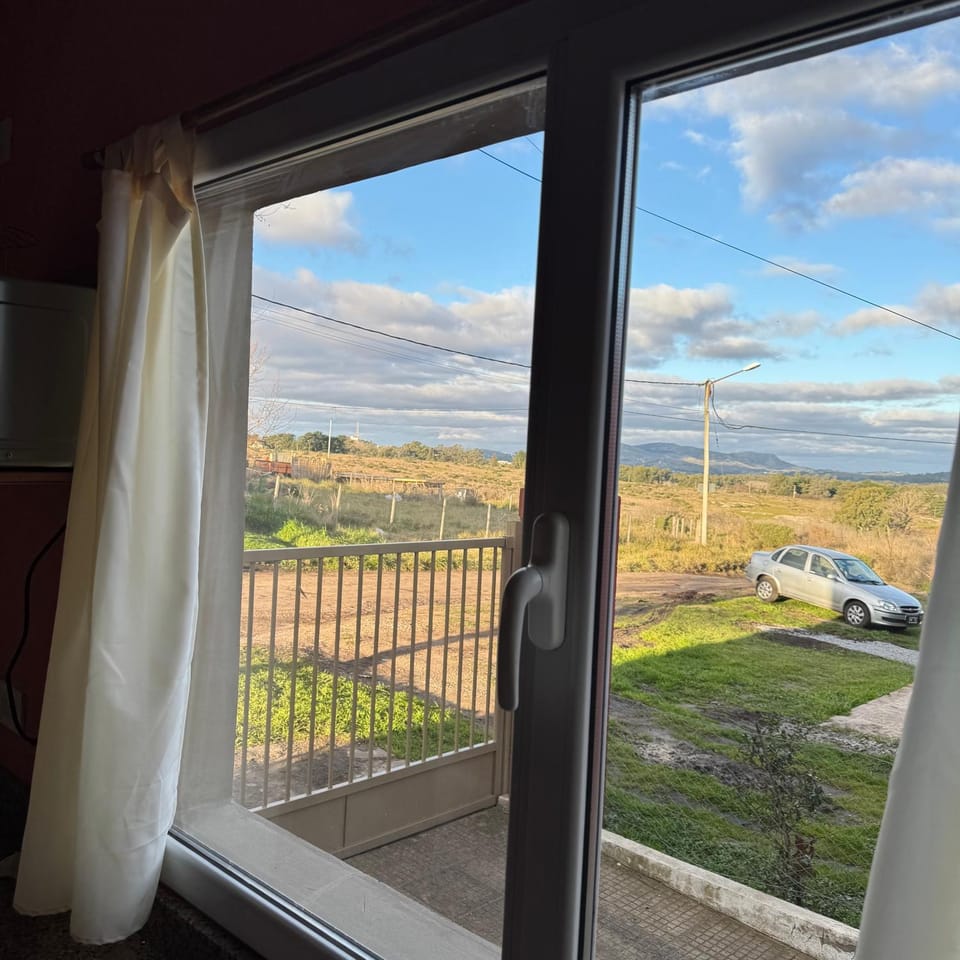 Madrugada, casa en la Sierra House in Tandil