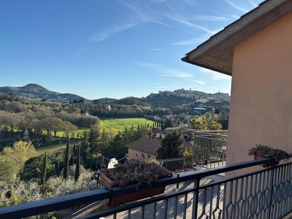 The sunflowers house Apartment in Montepulciano