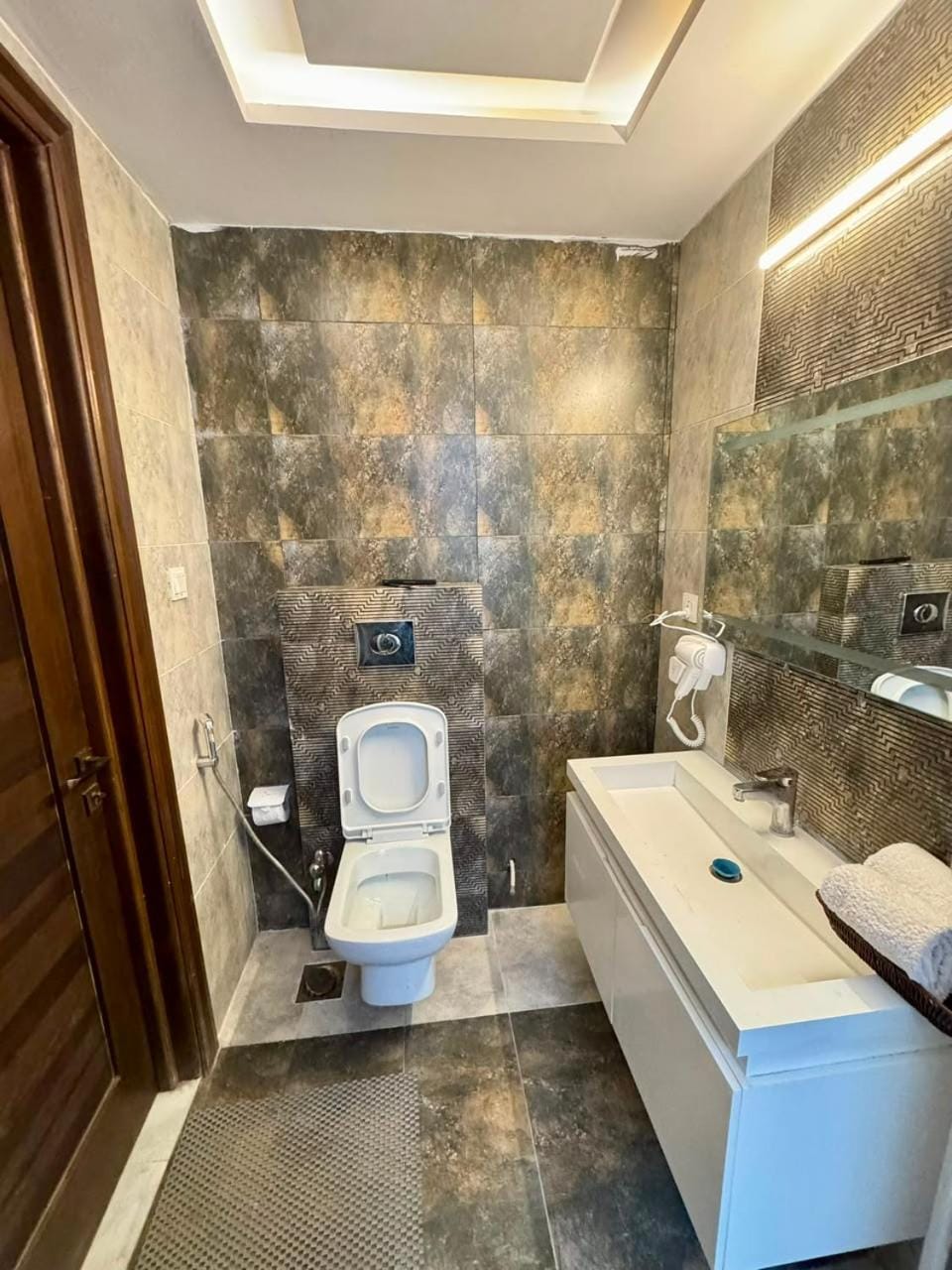 Bella Boutique Hotel Near Centaurus Mall - LMY Hospitality Islamabad Hotel in Islamabad