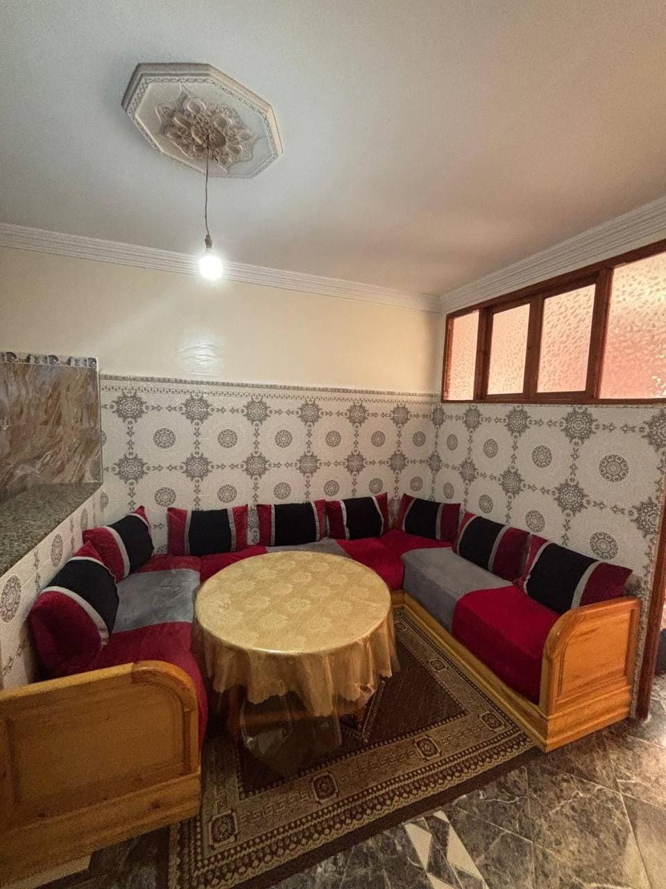 Living room, Seating area, Dining area