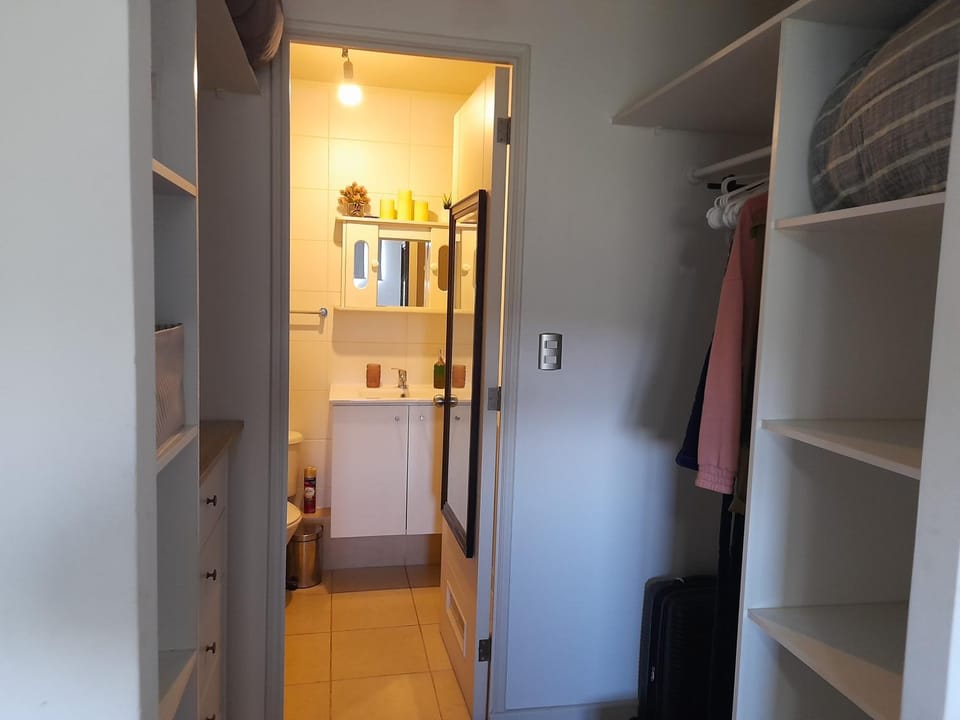 Departamento Amoblado 1Dormitorio, 1 Baño, 4to piso Apartment in Temuco