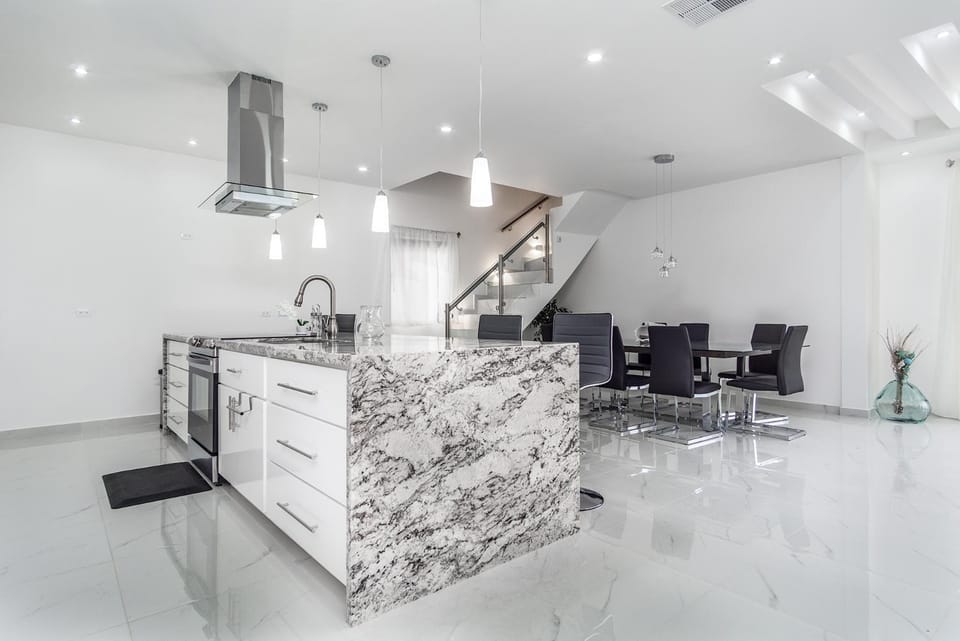 Kitchen or kitchenette, kitchen