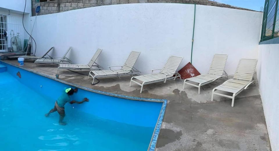 Swimming pool