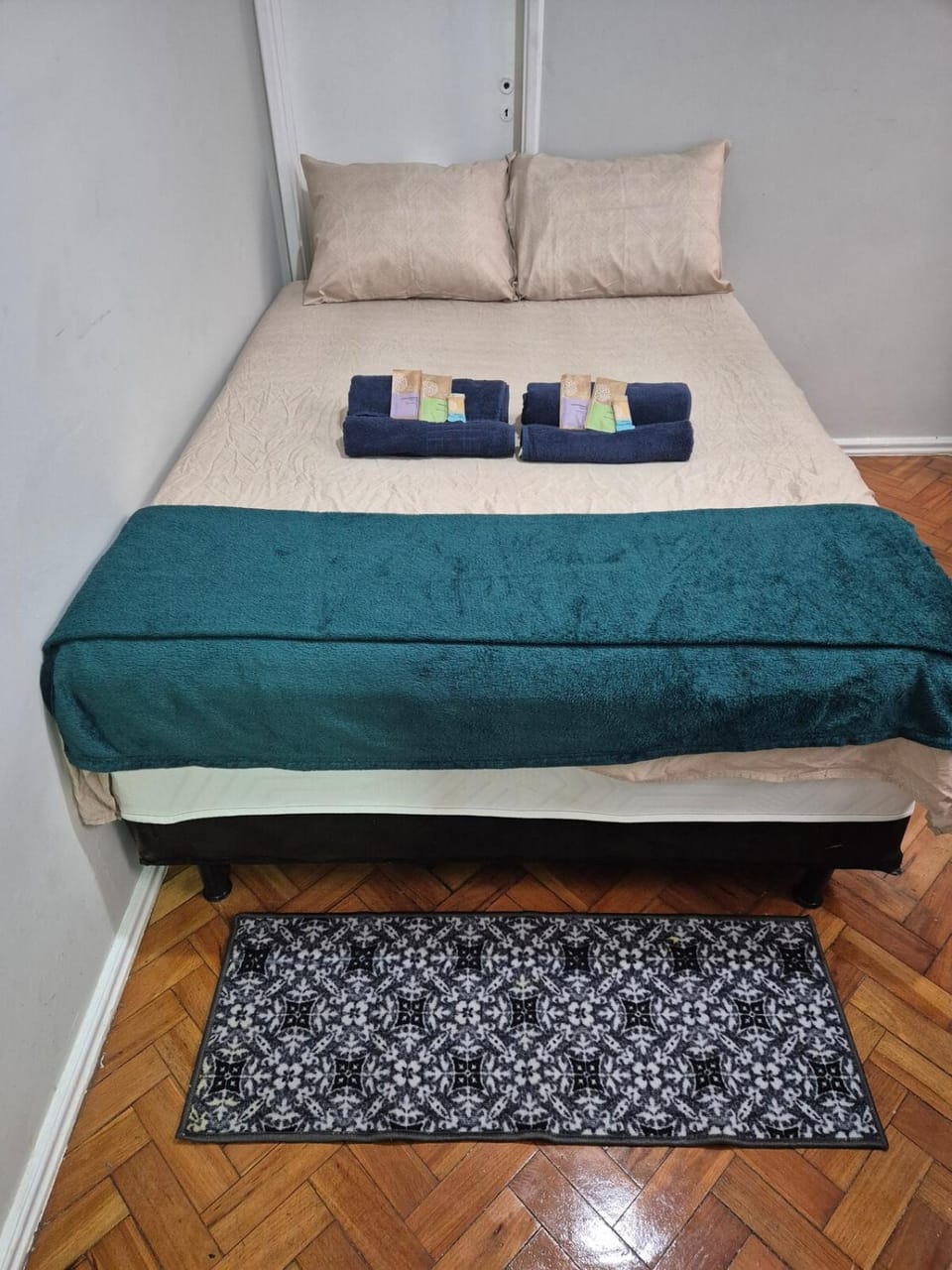 Quarto Casal Suíte Individual Entrada Privativa Bed and Breakfast in Rio de Janeiro