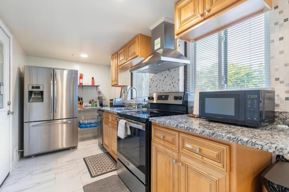 Kitchen or kitchenette, Other