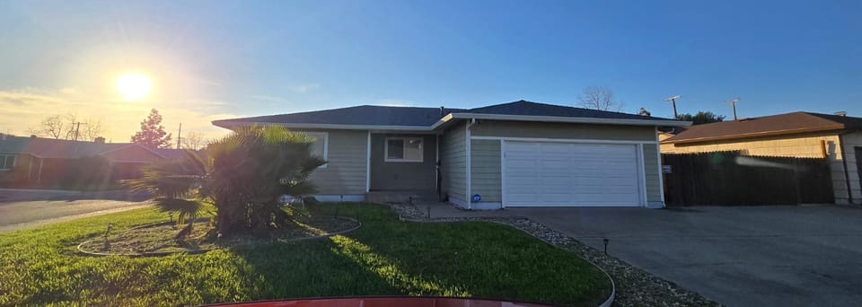 Apex Home House in North Highlands