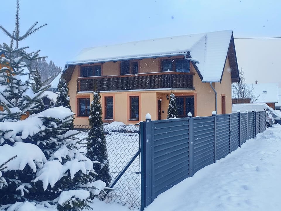 Property building, Winter