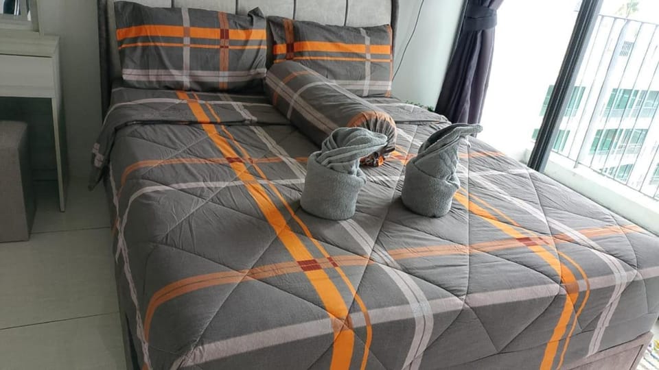 Datum Jelatek, 39th Floor Balcony, KLCC View Apartment in Kuala Lumpur City