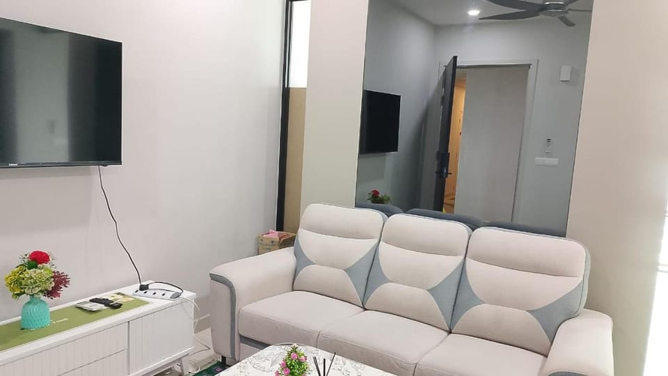 Datum Jelatek, 39th Floor Balcony, KLCC View Apartment in Kuala Lumpur City