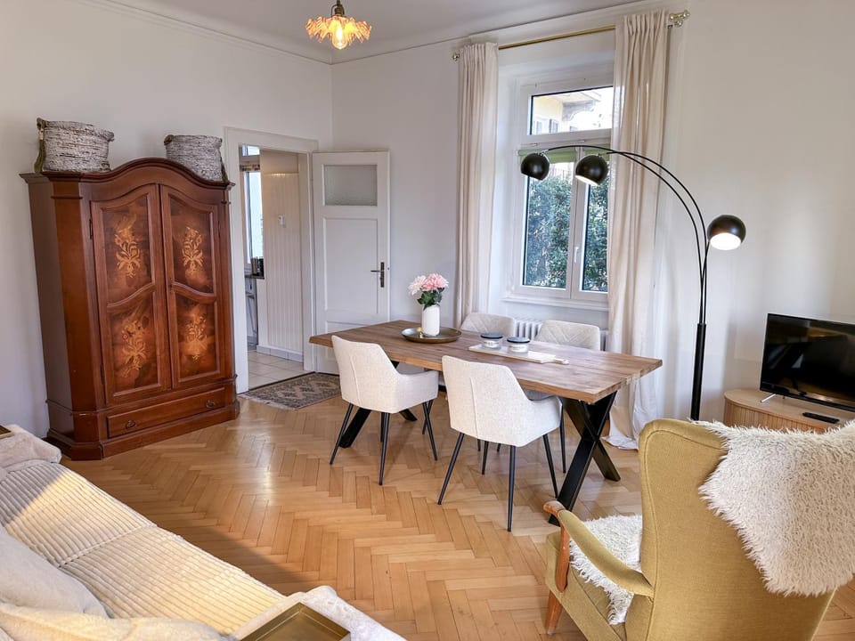 Villa Clara by Fewotessin Apartment in Locarno