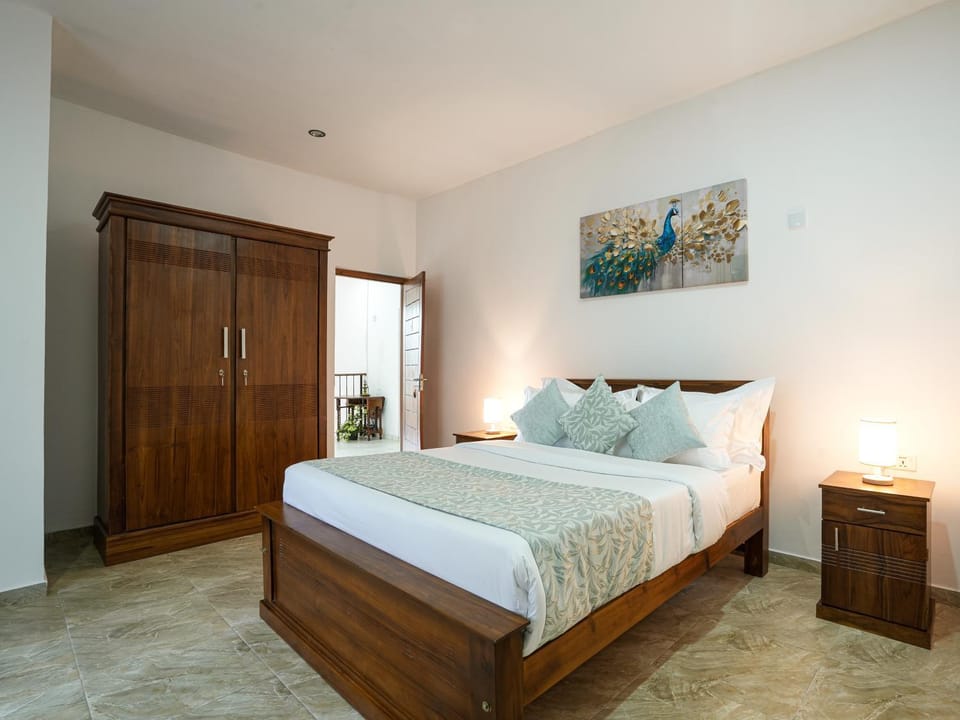 Bed, Photo of the whole room, Bedroom, wardrobe
