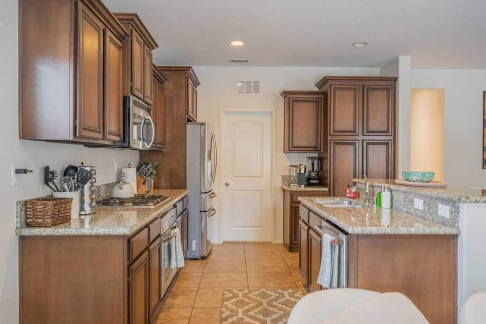 3BR Palm Desert Home | Private Saltwater Pool & Spa House in Palm Desert