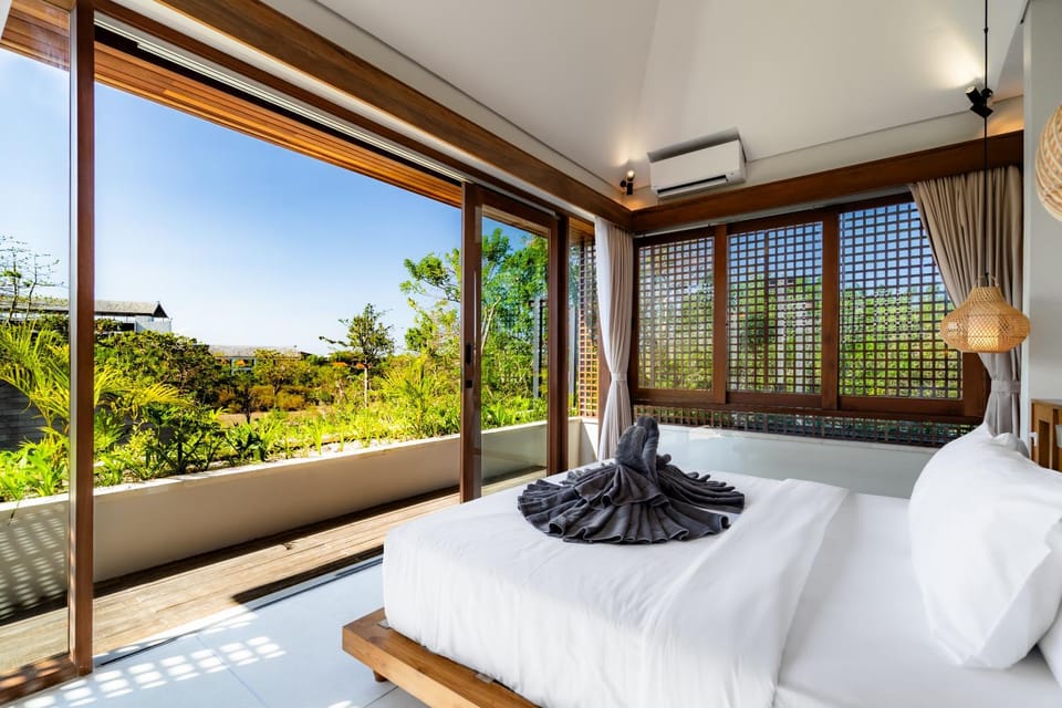 Bed, View (from property/room), Bedroom
