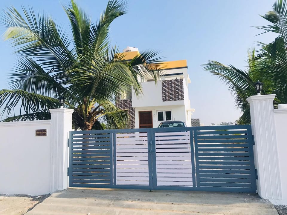 Seaside Haven House in Tamil Nadu