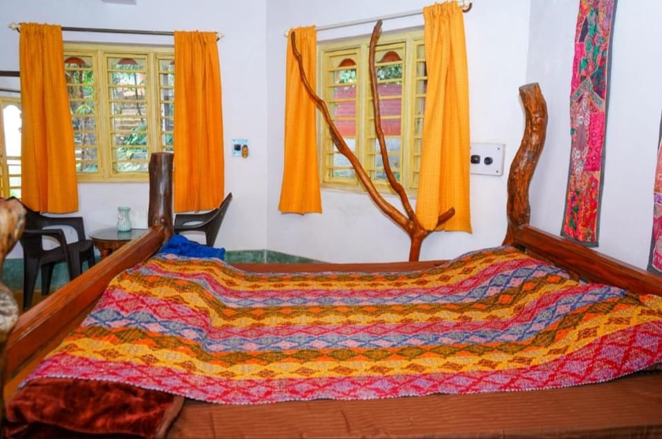 Bed, Photo of the whole room