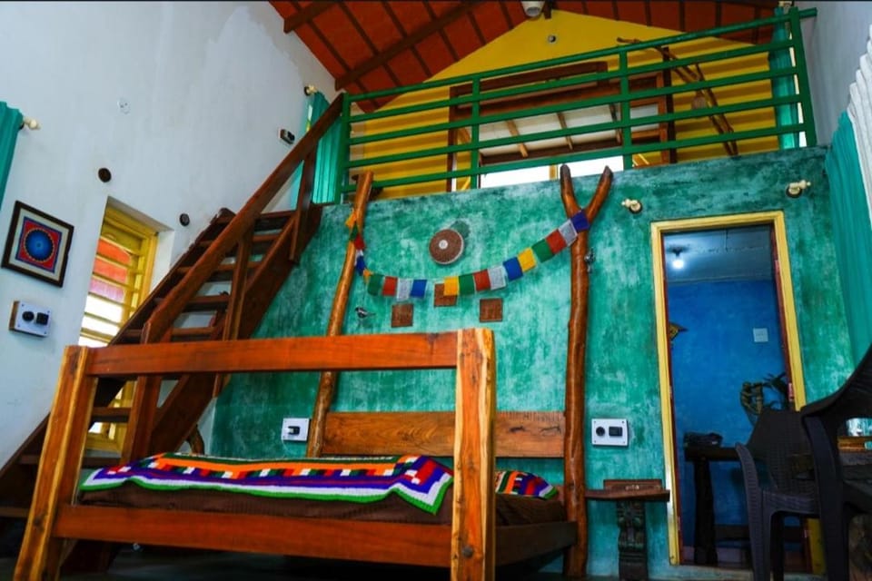 Bed, Photo of the whole room
