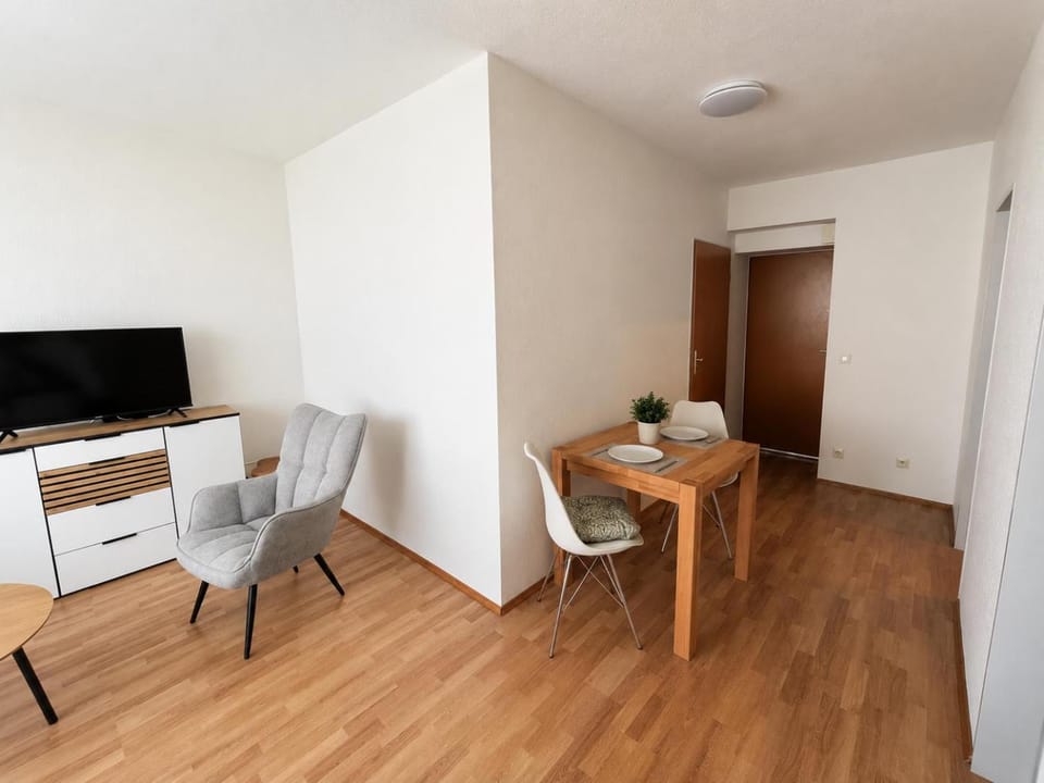 TV and multimedia, Dining area