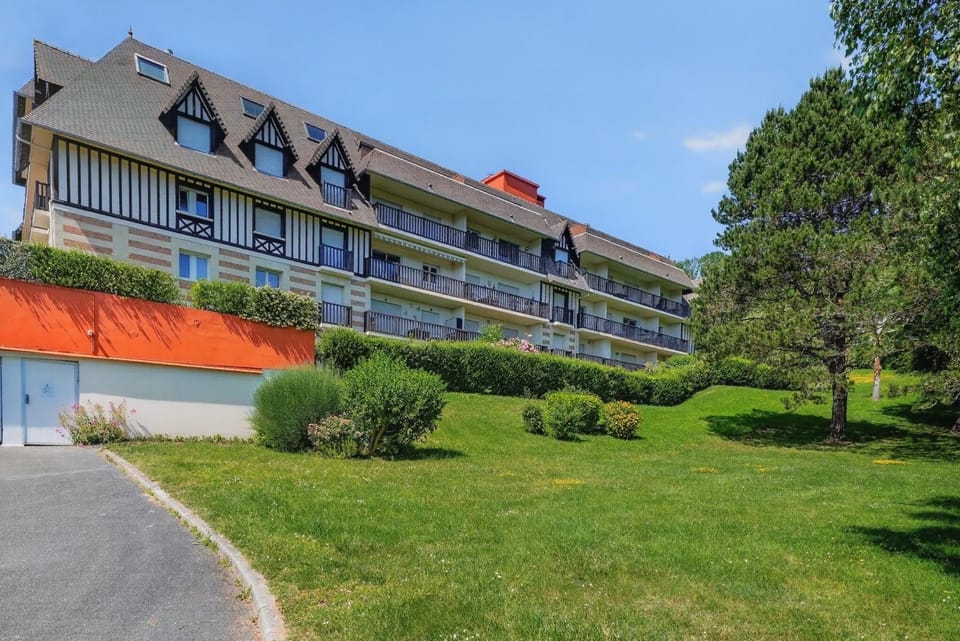Résidence Les Dahlias - maeva Home - Appartement 4 personnes 1 chambre vue mer avec terrasse et parking MAE-2363 Apartment in Benerville-sur-Mer