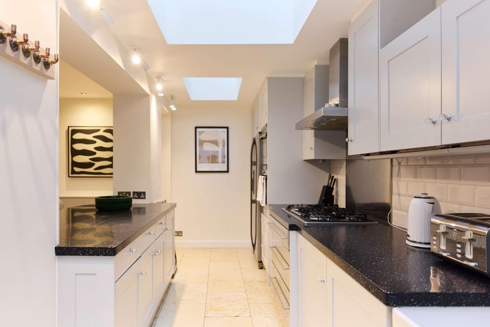 Three-Bedroom Hyde Park Apartment Apartment in City of Westminster
