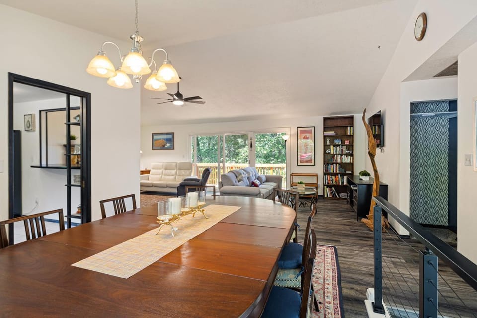 Wake Robin House - Comfortable & Close to Campus home House in Eugene
