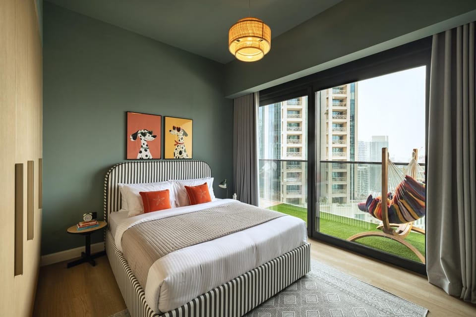 Bed, Day, View (from property/room), Balcony/Terrace, Photo of the whole room, Decorative detail, Bedroom, wardrobe