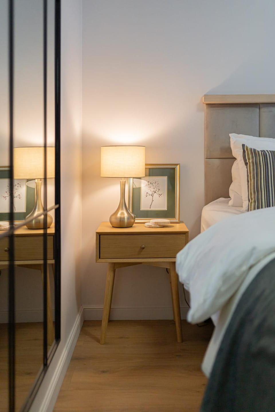 Veronica Micle- Quiet and Cozy near Piața Victoriei Apartment in Bucharest