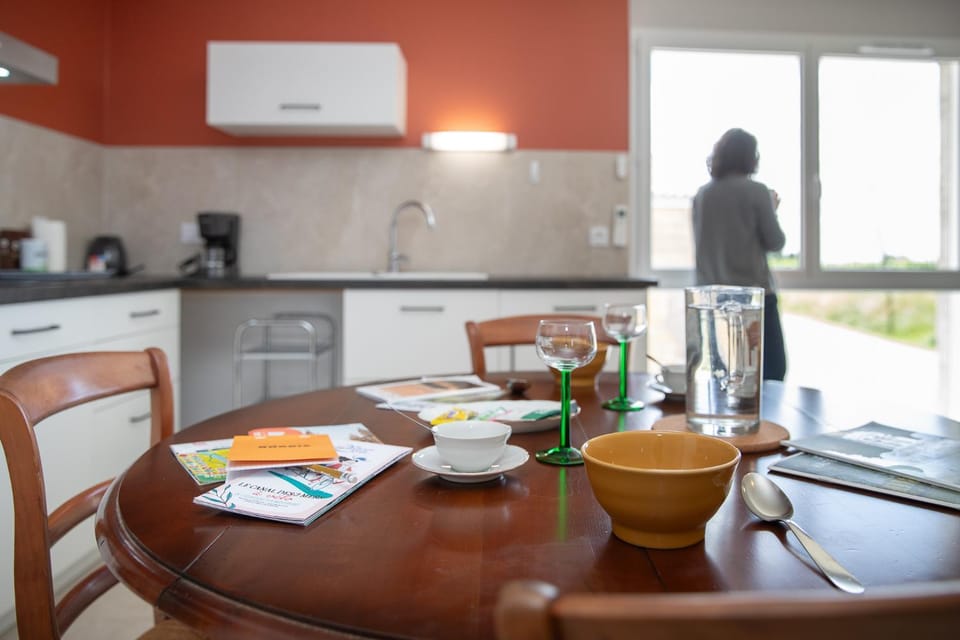 View (from property/room), children, Family, kitchen
