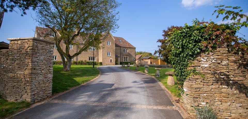 Property building, Natural landscape